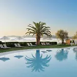 Elea Hotel 4*